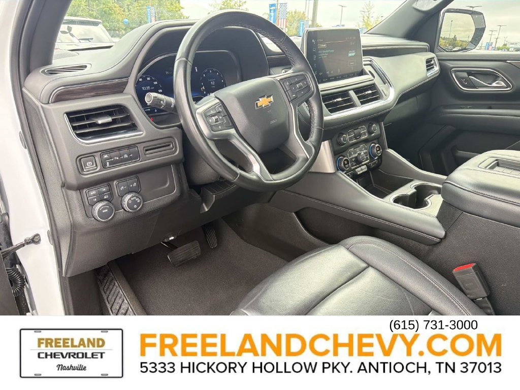 Used 2024 Chevrolet Suburban LT AWD/4WD image 27