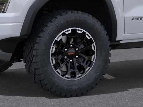 New 2026 GMC Canyon AT4 w/ Technology Plus Package AWD/4WD image 9
