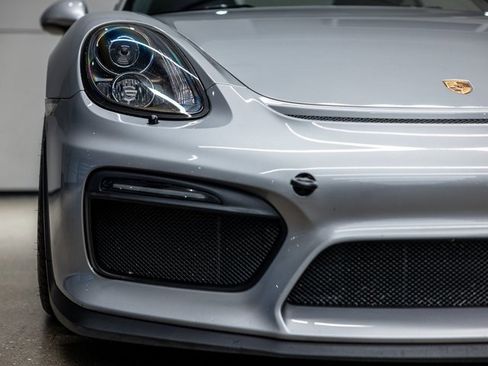 Used 2016 Porsche Cayman GT4 image 9