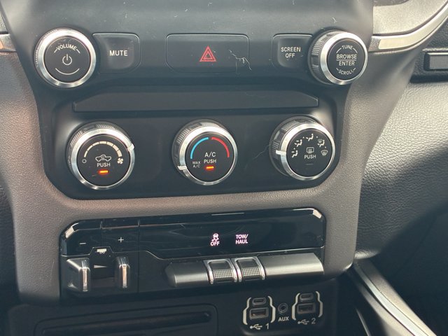 Used 2019 RAM 1500 Big Horn AWD/4WD image 12