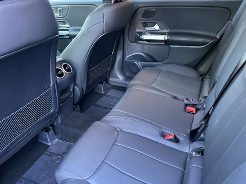 New 2026 Mercedes-Benz GLB 250 image 11