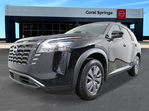 New 2026 Nissan Pathfinder SV image 1