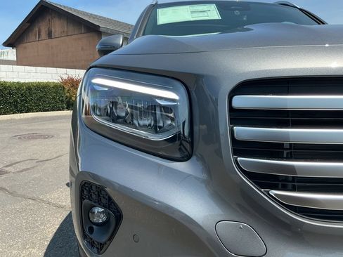 New 2026 Mercedes-Benz GLB 250 4MATIC image 3