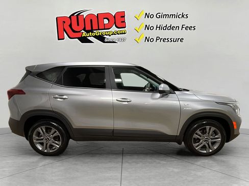 Used 2023 Kia Seltos LX image 8