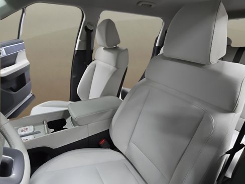 New 2026 Hyundai Santa Fe SE FWD image 13