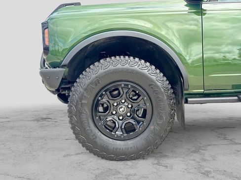 Certified 2023 Ford Bronco Wildtrak AWD/4WD image 13