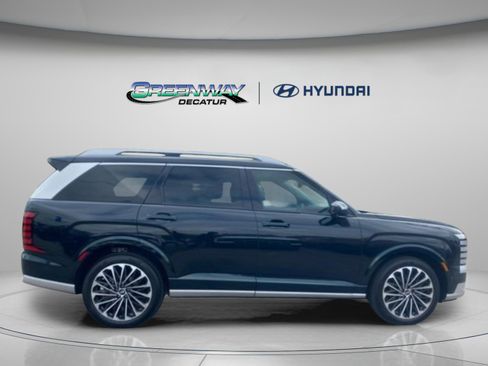 Used 2026 Hyundai Palisade Calligraphy FWD image 8