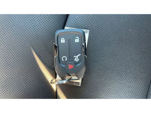 Certified 2024 GMC Terrain SLT w/ Infotainment Package II image 34