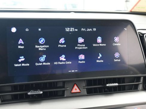 Used 2024 Kia Sportage EX FWD image 21