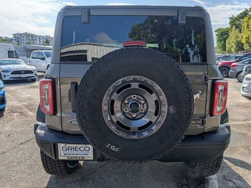 New 2025 Ford Bronco Badlands image 8