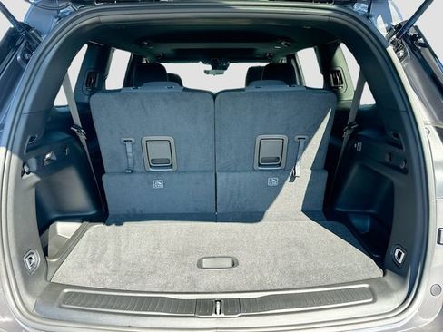 New 2025 Jeep Grand Cherokee L Laredo image 5