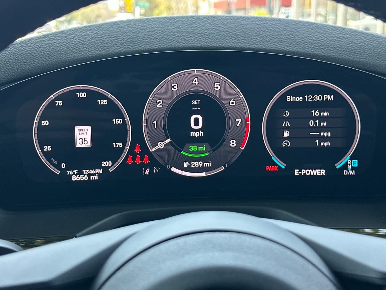 Certified 2025 Porsche Panamera 4 AWD/4WD image 29