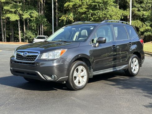 Used 2016 Subaru Forester 2.5i Limited AWD/4WD image 5