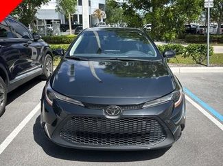 Used 2021 Toyota Corolla LE video 1
