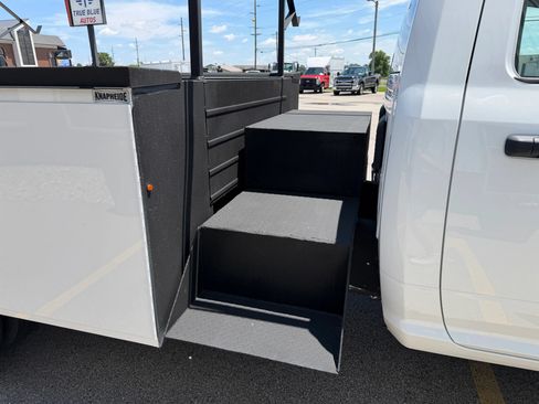 Used 2023 RAM 4500 Tradesman RWD image 10