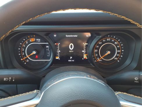 New 2024 Jeep Wrangler Sahara w/ Technology Group image 20