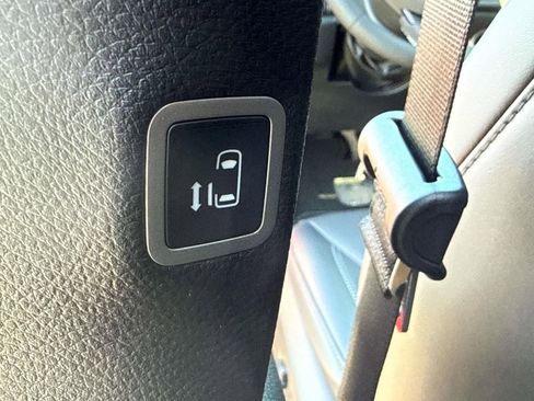 New 2026 Chrysler Pacifica Select image 26