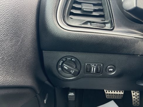 Used 2018 Dodge Challenger R/T Scat Pack image 25