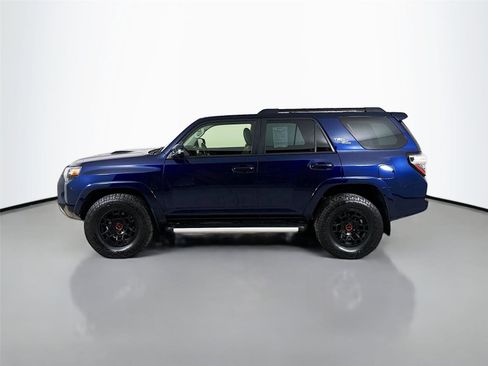 Used 2024 Toyota 4Runner TRD Off-Road Premium image 5