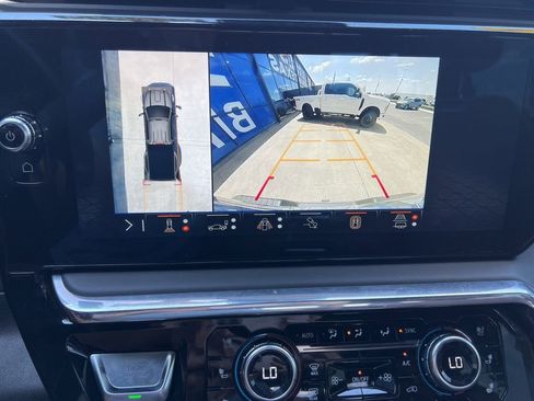 Used 2024 GMC Sierra 3500 Denali Ultimate AWD/4WD image 34