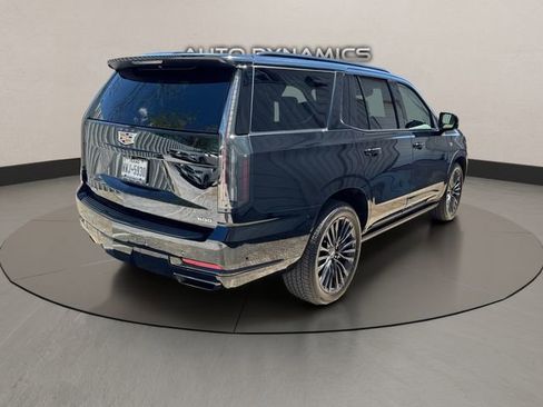 Used 2026 Cadillac Escalade Platinum Sport AWD/4WD image 4