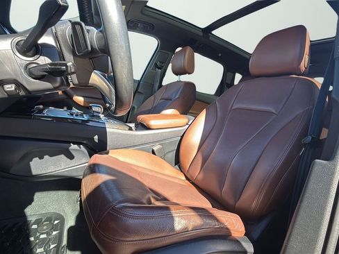 Used 2019 Audi Q7 3.0T Premium Plus w/ Premium Plus Package image 9