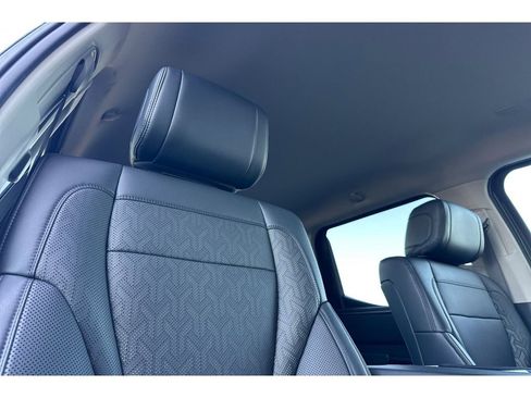 Used 2023 Toyota Tundra Limited image 18