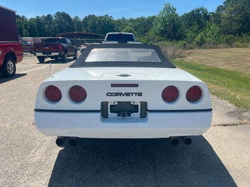 Used 1989 Chevrolet Corvette Convertible image 6