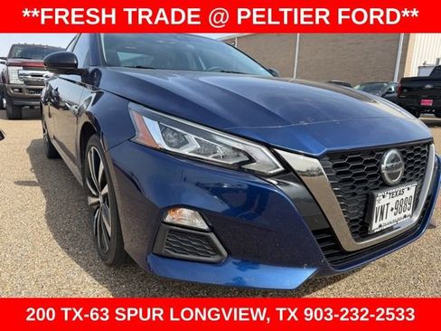 Used 2021 Nissan Altima 2.5 SR w/ SR Premium Package image 25