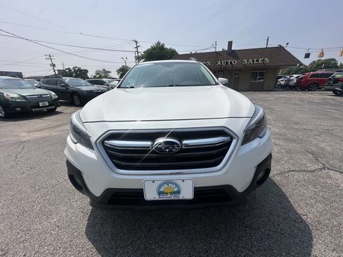Used 2018 Subaru Outback 2.5i Premium image 19