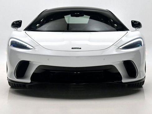 Used 2025 McLaren GTS RWD image 35