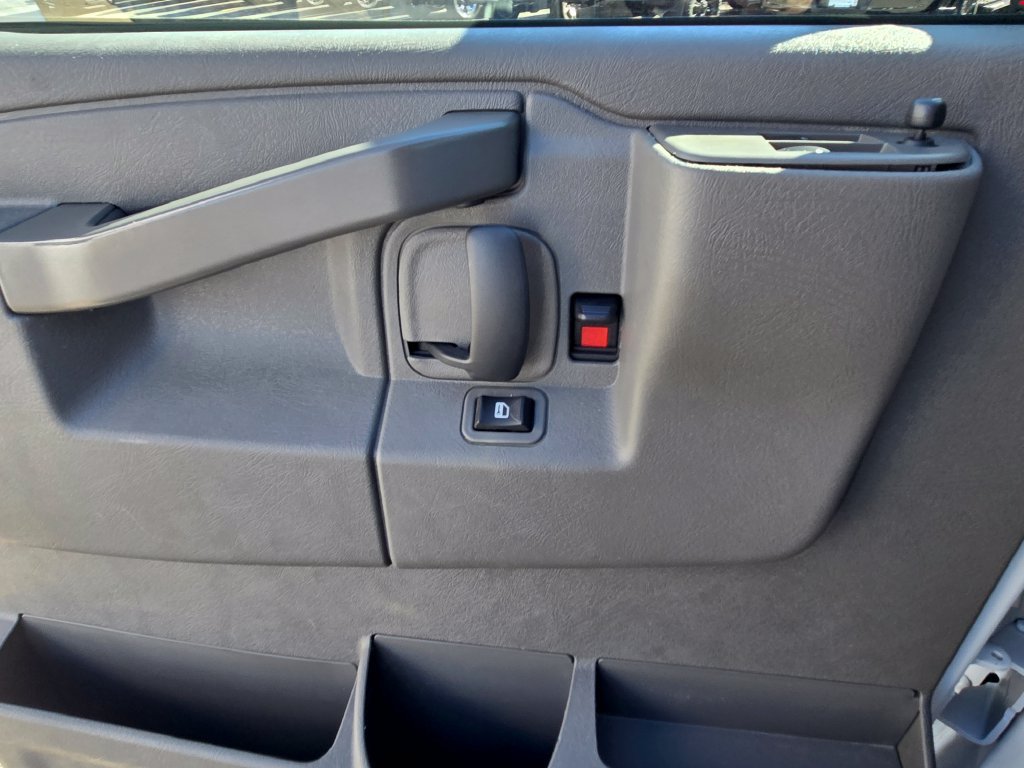 Used 2025 GMC Savana 2500 w/ Driver Convenience Package RWD image 17