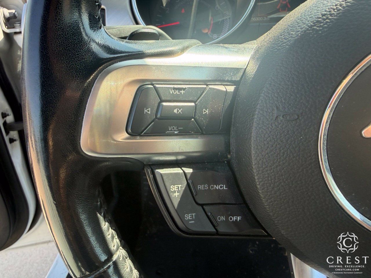 Used 2020 Ford Mustang Premium RWD image 16
