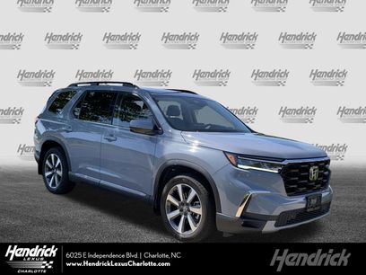 Used 2025 Honda Pilot Touring