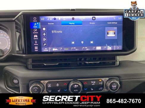 Used 2024 Jeep Wrangler Unlimited Sahara w/ Safety Group AWD/4WD image 21
