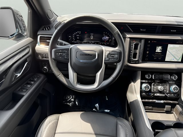 Used 2023 GMC Yukon Denali AWD/4WD image 13