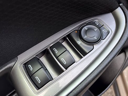 Used 2023 Chevrolet Malibu LT FWD image 19