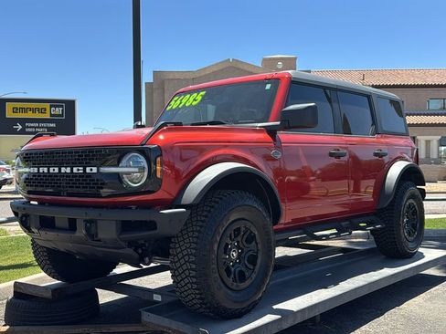 Used 2024 Ford Bronco Wildtrak AWD/4WD image 2