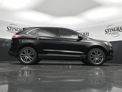 Used 2021 Ford Edge Titanium FWD image 33
