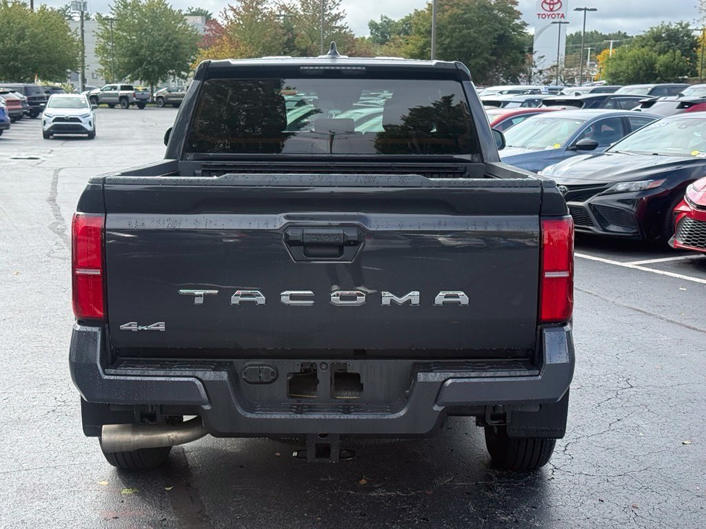 Certified 2026 Toyota Tacoma SR5 AWD/4WD image 7