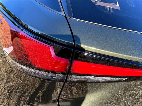 Used 2024 Lexus RX 350 Premium w/ Accessory Package (Z1) image 28