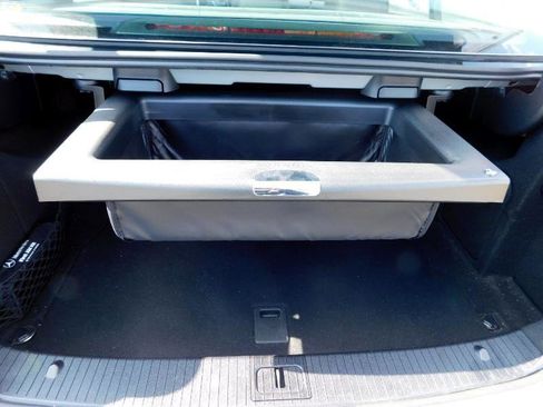 Used 2016 Mercedes-Benz E 350 4MATIC Sedan image 15