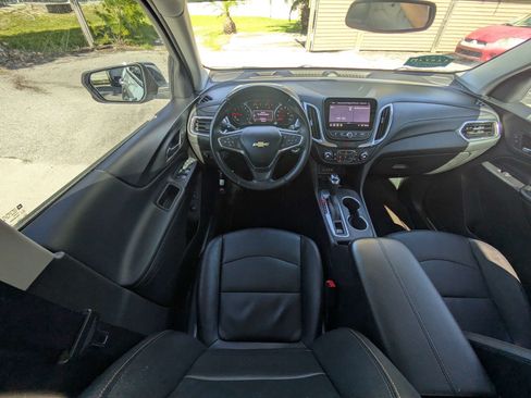 Used 2020 Chevrolet Equinox Premier FWD image 19