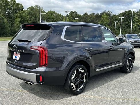 Certified 2025 Kia Telluride S image 7