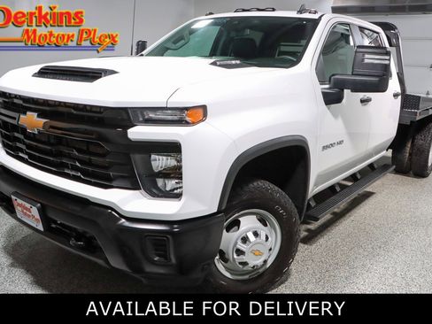 Used 2025 Chevrolet Silverado 3500 W/T w/ WT Convenience Package AWD/4WD image 1