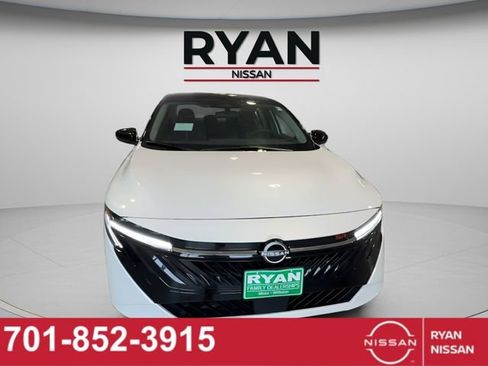 New 2026 Nissan Sentra SR w/ SR All Weather Package FWD image 8