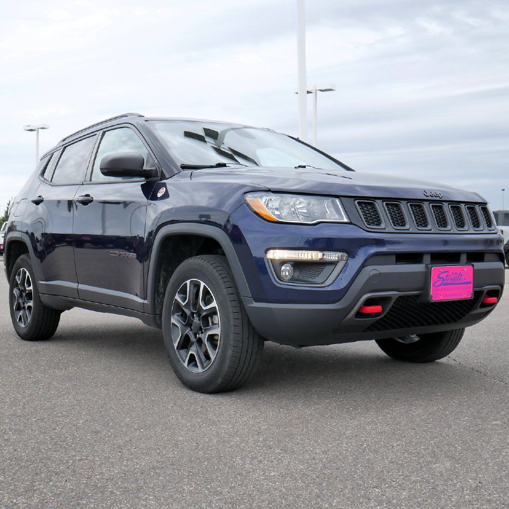 Used 2020 Jeep Compass Trailhawk w/ Cold Weather Group AWD/4WD image 13