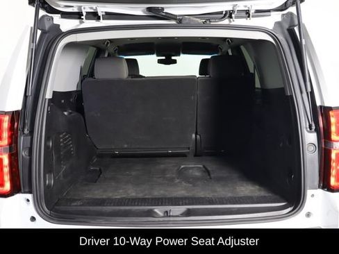 Used 2017 Chevrolet Tahoe 4WD image 16