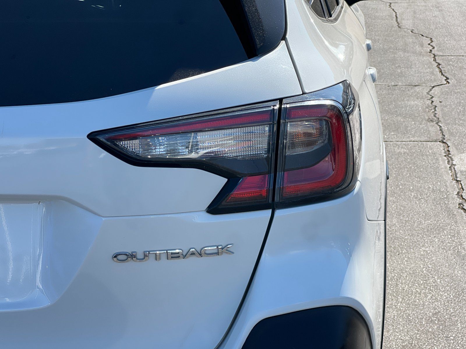 Used 2020 Subaru Outback Limited AWD/4WD image 26