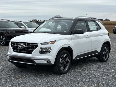 New 2026 Hyundai Venue SEL image 15
